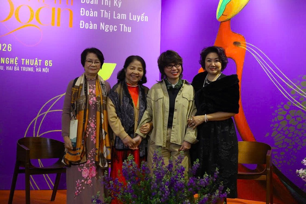 Nhà thơ Nguyễn Quang Thiều nói về sáng tạo của 4 nữ tác giả họ Đoàn - 2