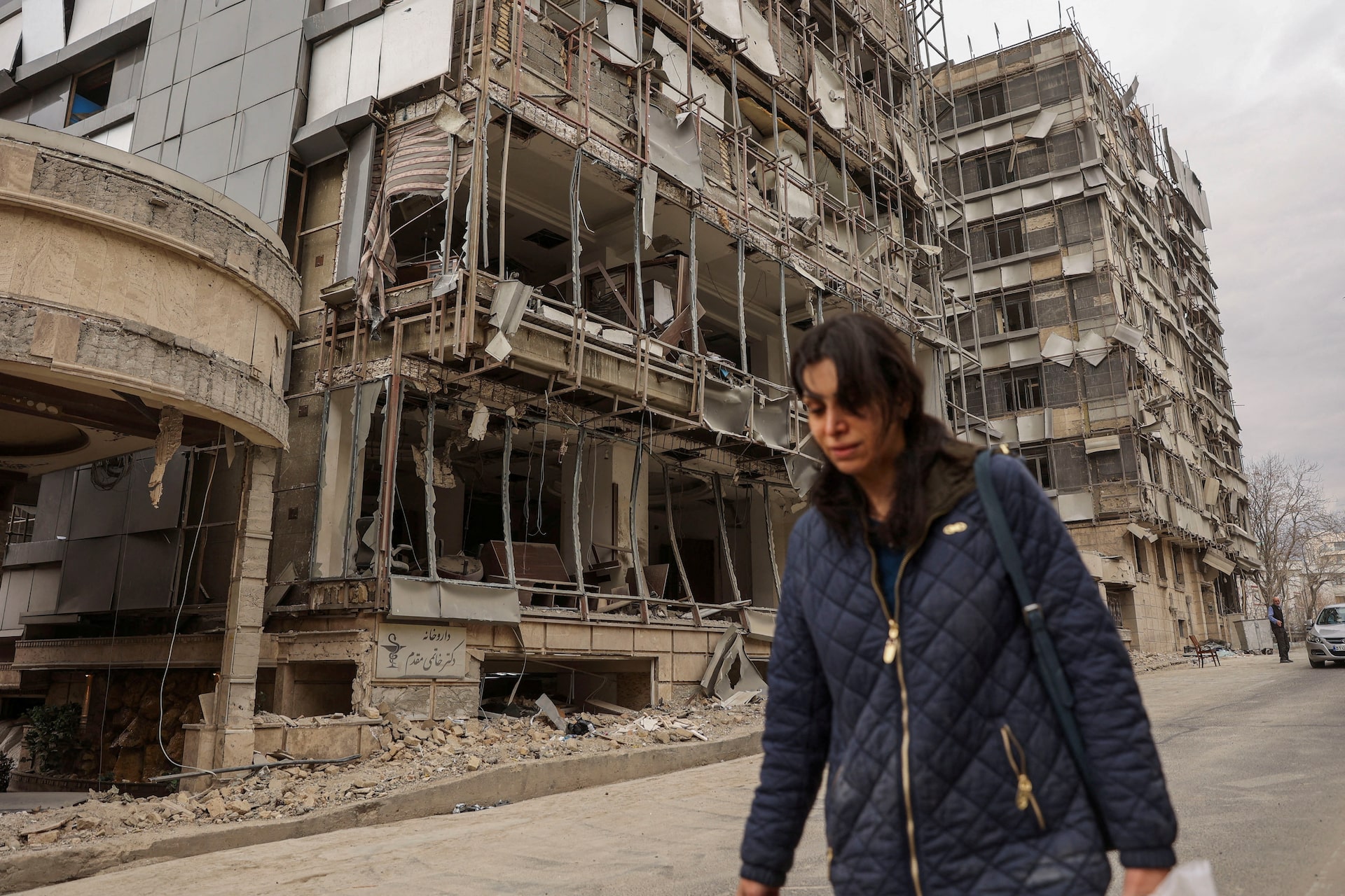 Chùm ảnh: Nhìn lại một tuần Iran chìm trong cuộc xung đột 