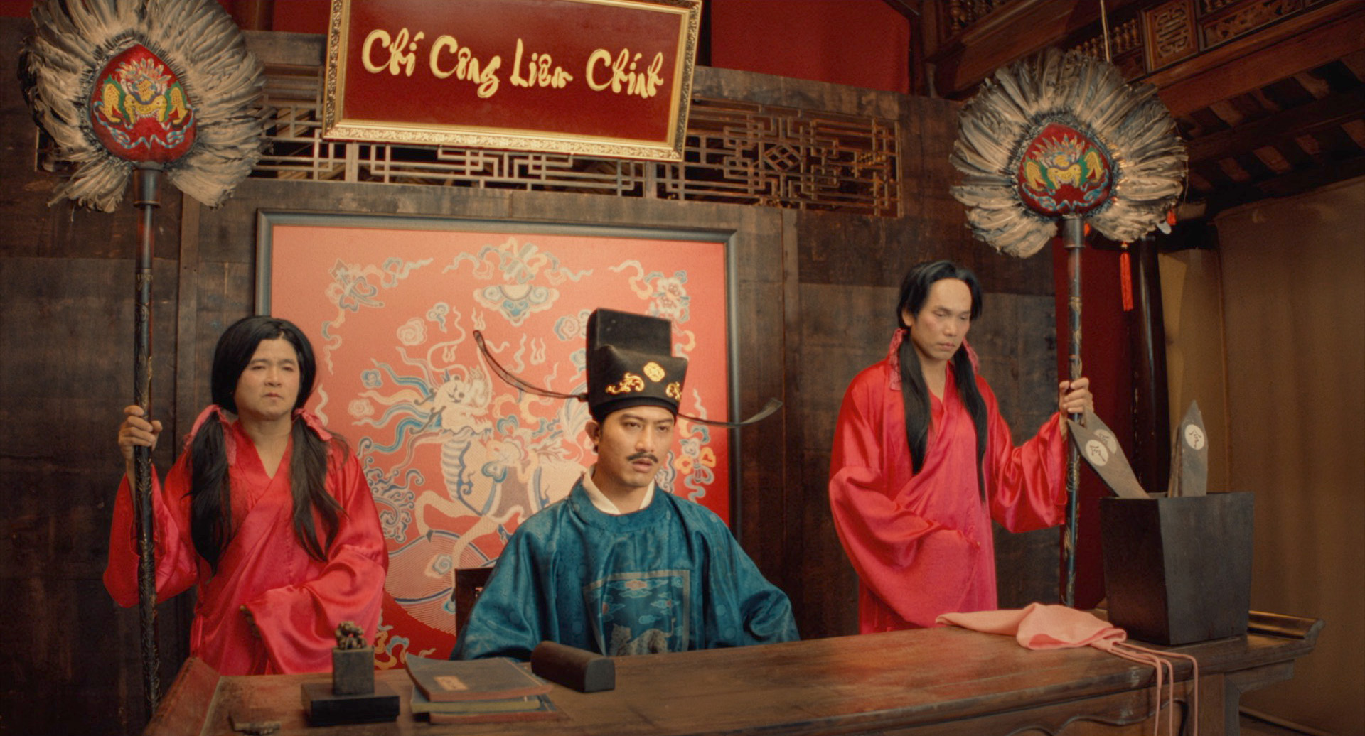 Xem phim cổ trang Việt này cười tắt thở mất thôi: Nữ chính là Hoa hậu đẹp nức tiếng, tấu hài duyên đáo để- Ảnh 4.