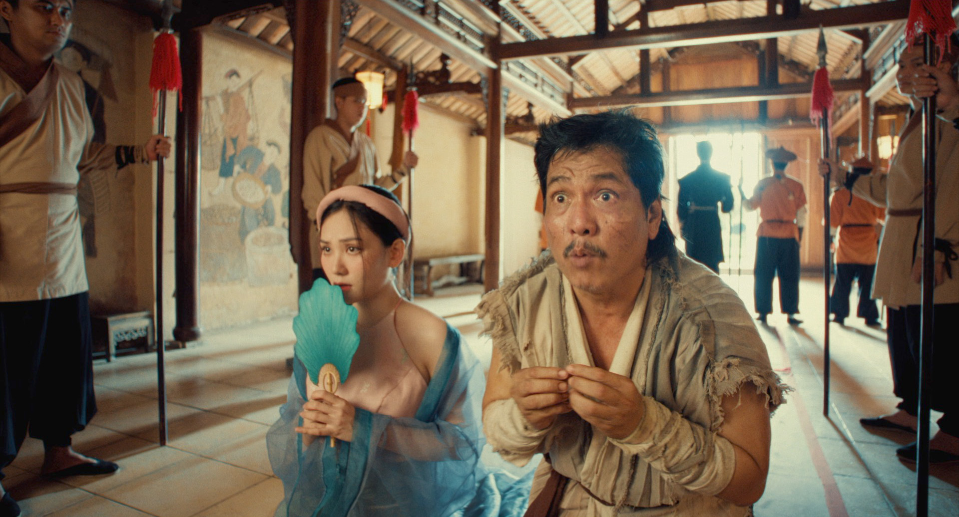 Xem phim cổ trang Việt này cười tắt thở mất thôi: Nữ chính là Hoa hậu đẹp nức tiếng, tấu hài duyên đáo để- Ảnh 5.