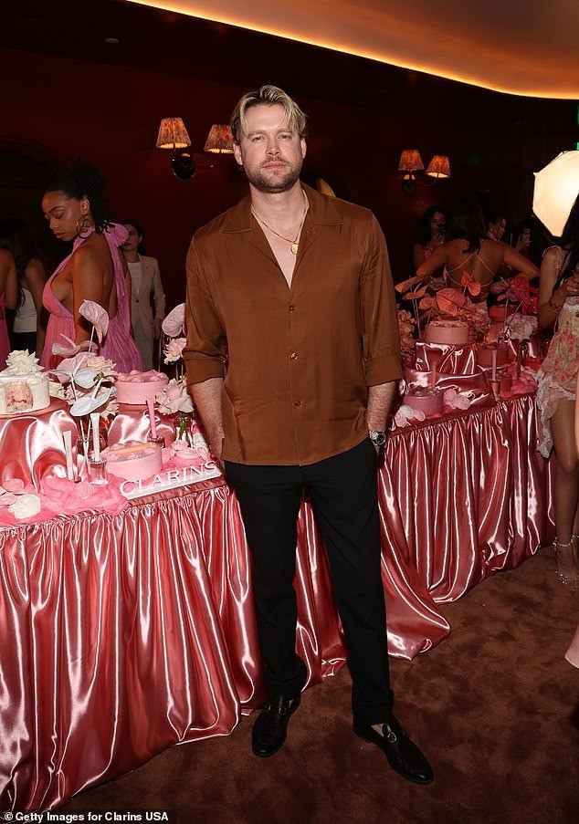 Dàn người yêu thuộc giới siêu giàu của Emma Watson- Ảnh 7.