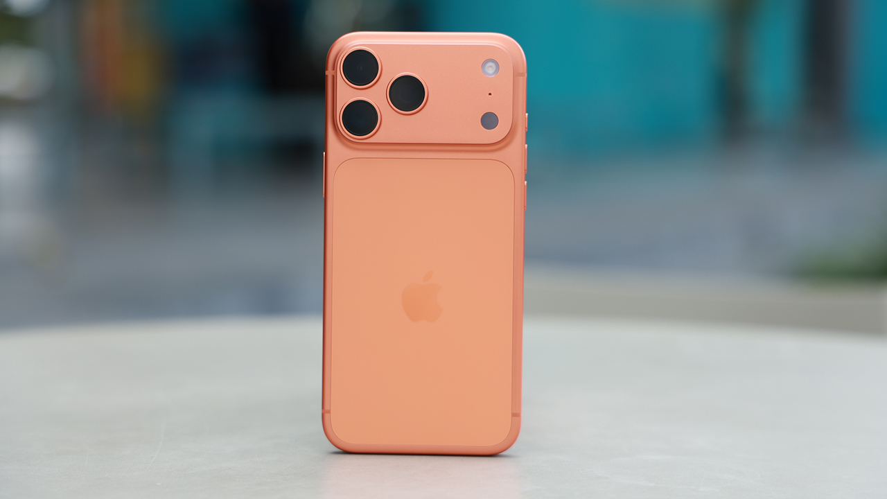 iPhone 17 Pro Max bị bán tháo hàng loạt, điều gì đang xảy ra?- Ảnh 3.