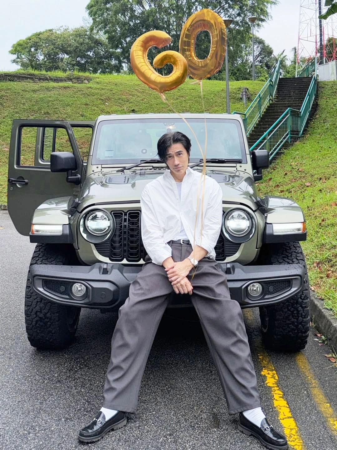 Hình thể như thanh niên của người mẫu 60 tuổi - 3