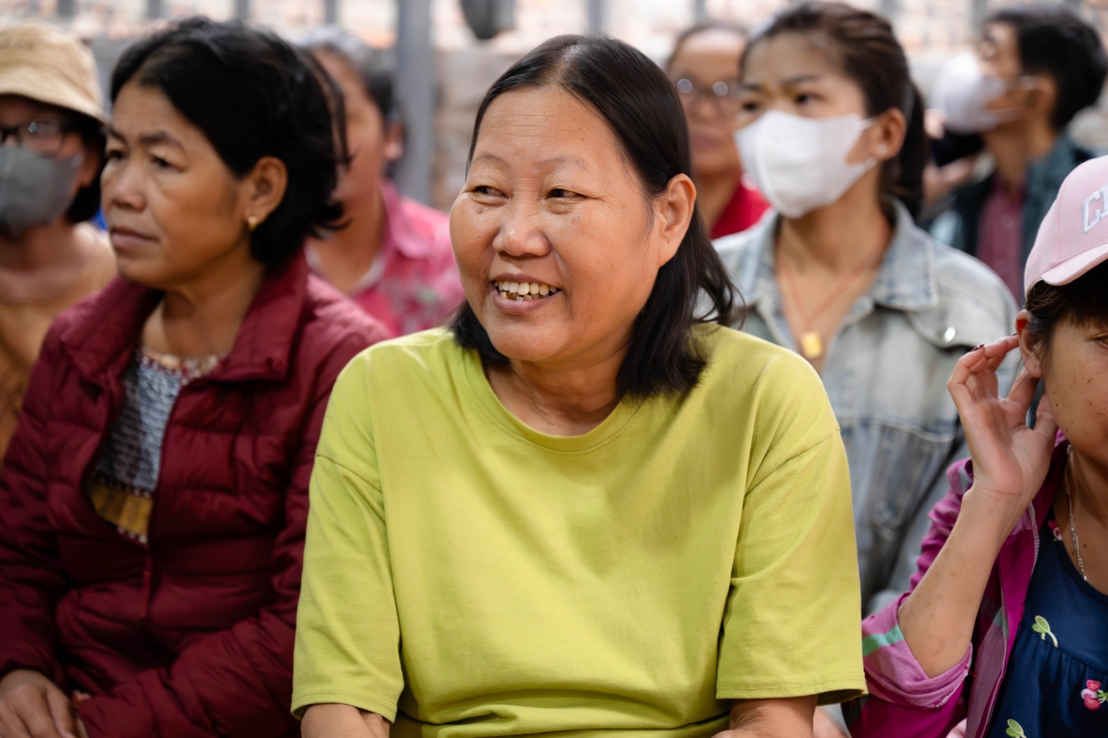 Có một xóm ở Hà Nội, nơi phụ nữ đếm thời gian bằng những ca lọc máu- Ảnh 17.