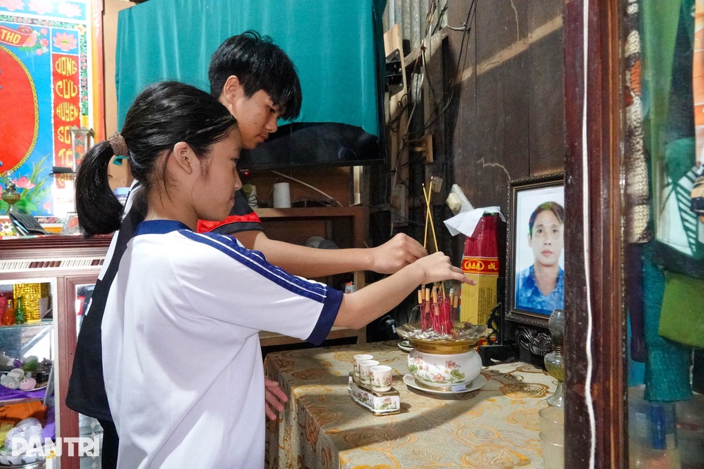 Bạn đọc giúp gần 170 triệu đồng tới hai anh em mồ côi nương tựa ông bà nội - 2