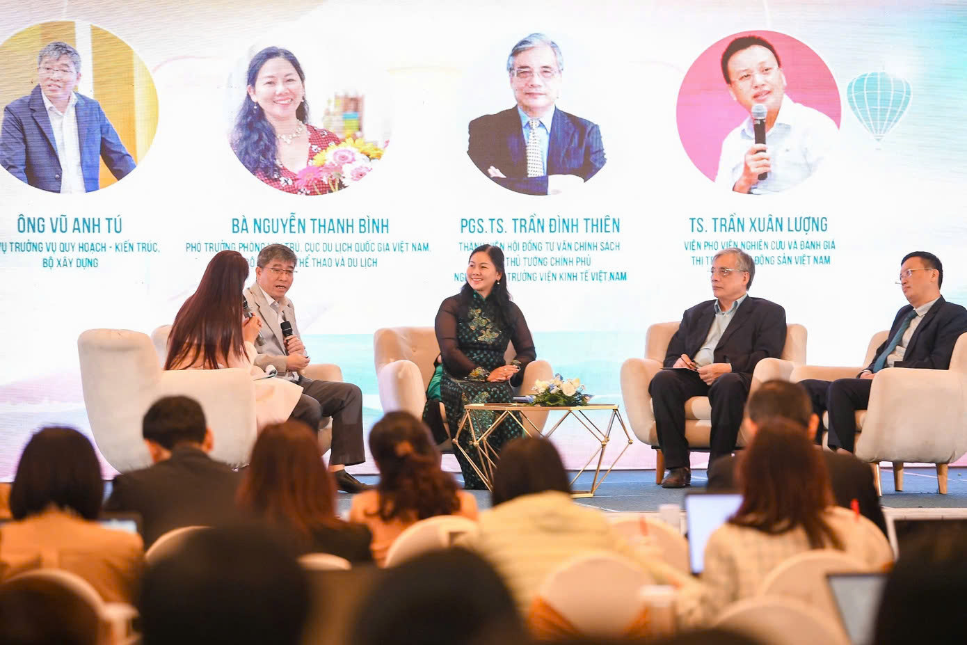 Mở hướng phát triển kinh tế vịnh biển - Ảnh 2.