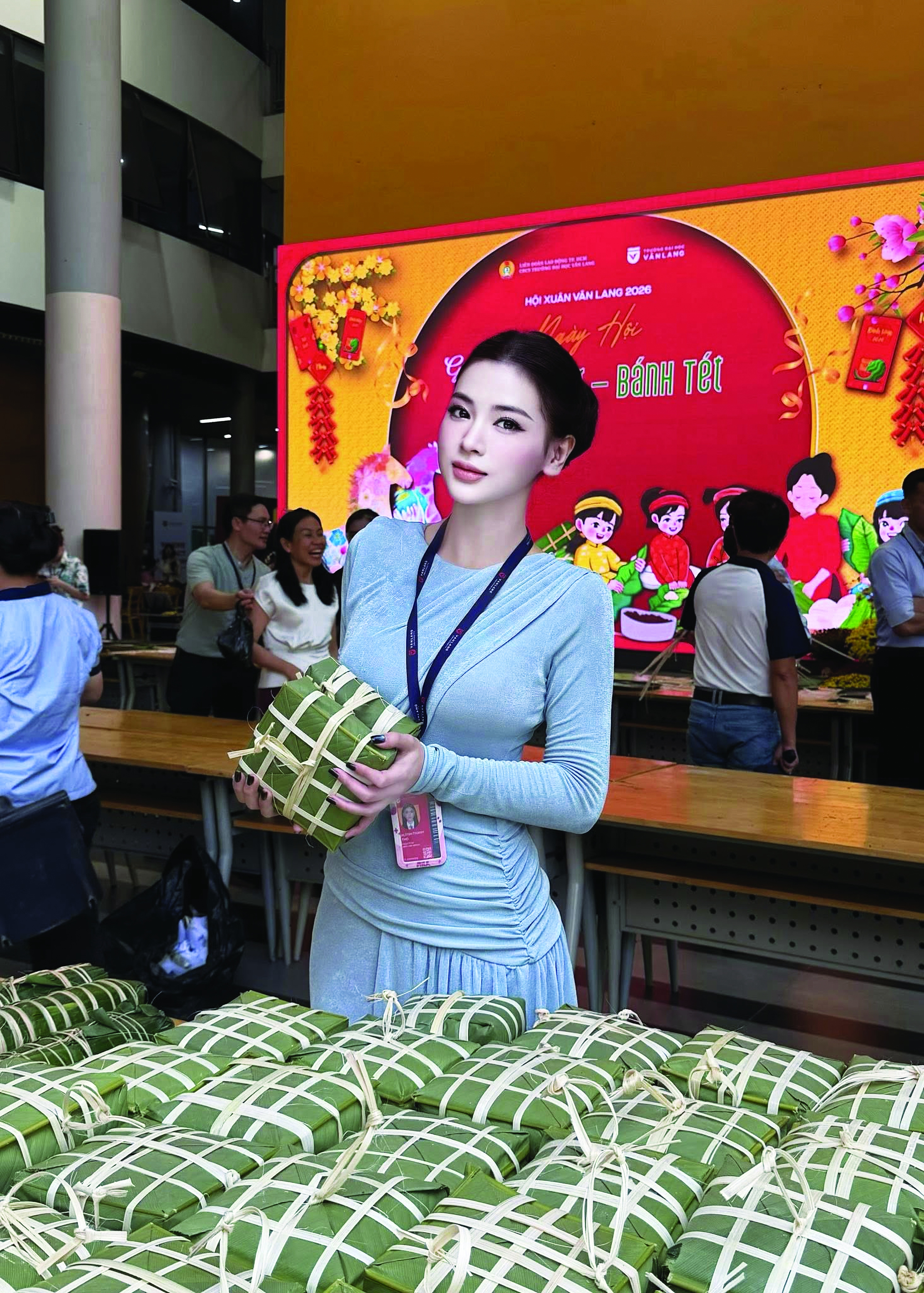 Nhà thiết kế nữ đưa thời trang Việt ra thế giới- Ảnh 4. Nhà thiết kế nữ đưa thời trang Việt ra thế giới- Ảnh 4.