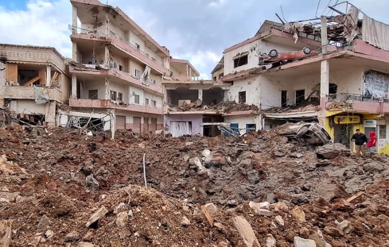 Iran “quay xe”, tiếp tục tập kích các nước láng giềng - Ảnh 2.