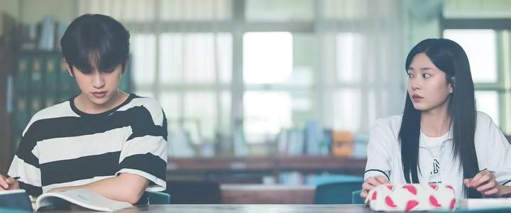 Màn ảnh Hàn mới có 1 tuyệt phẩm ngôn tình ngọt lịm tim: Cặp chính chemistry ngập trời, hơi thở thanh xuân sáng bừng khung hình- Ảnh 8.