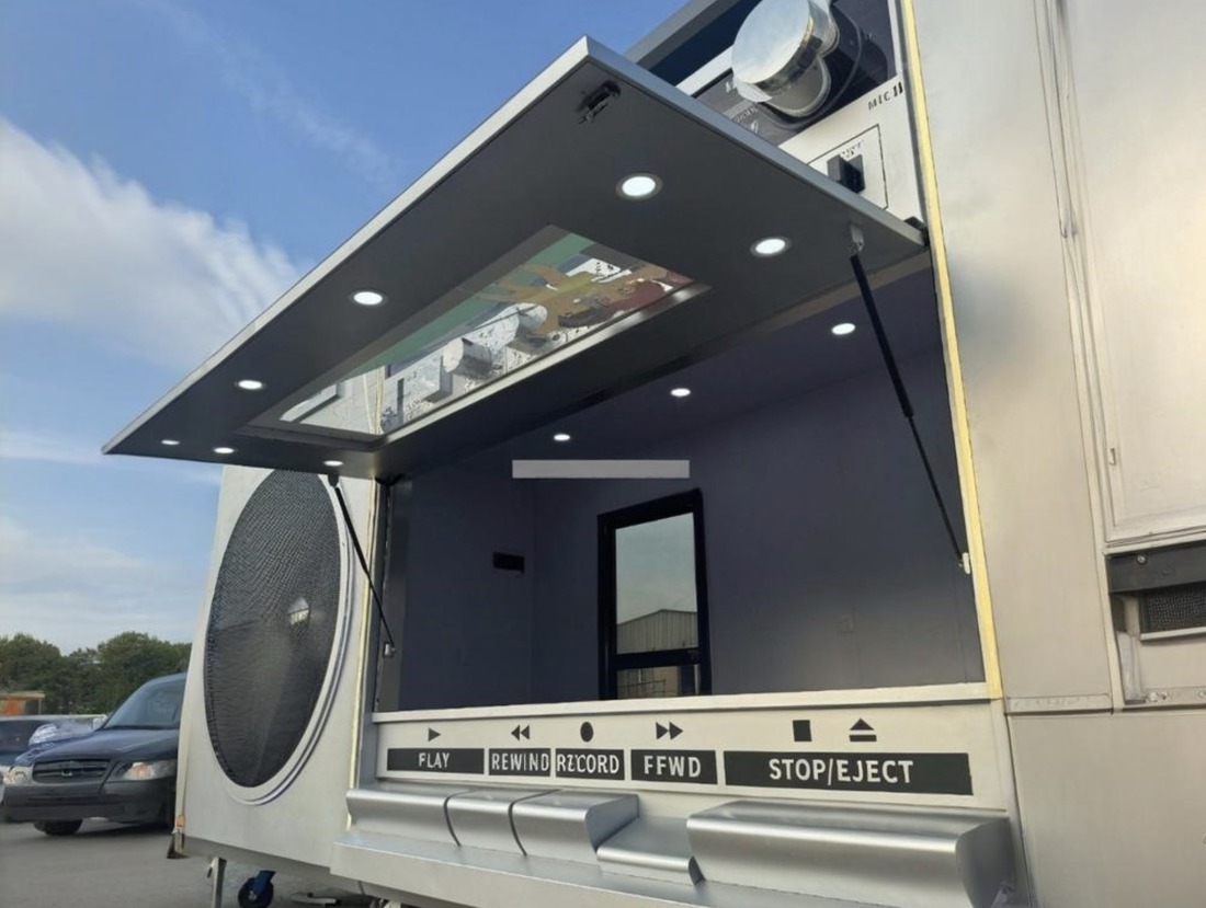 Nhà di động hình máy cassette độc đáo, giá chỉ ngang Honda SH - Ảnh 5.