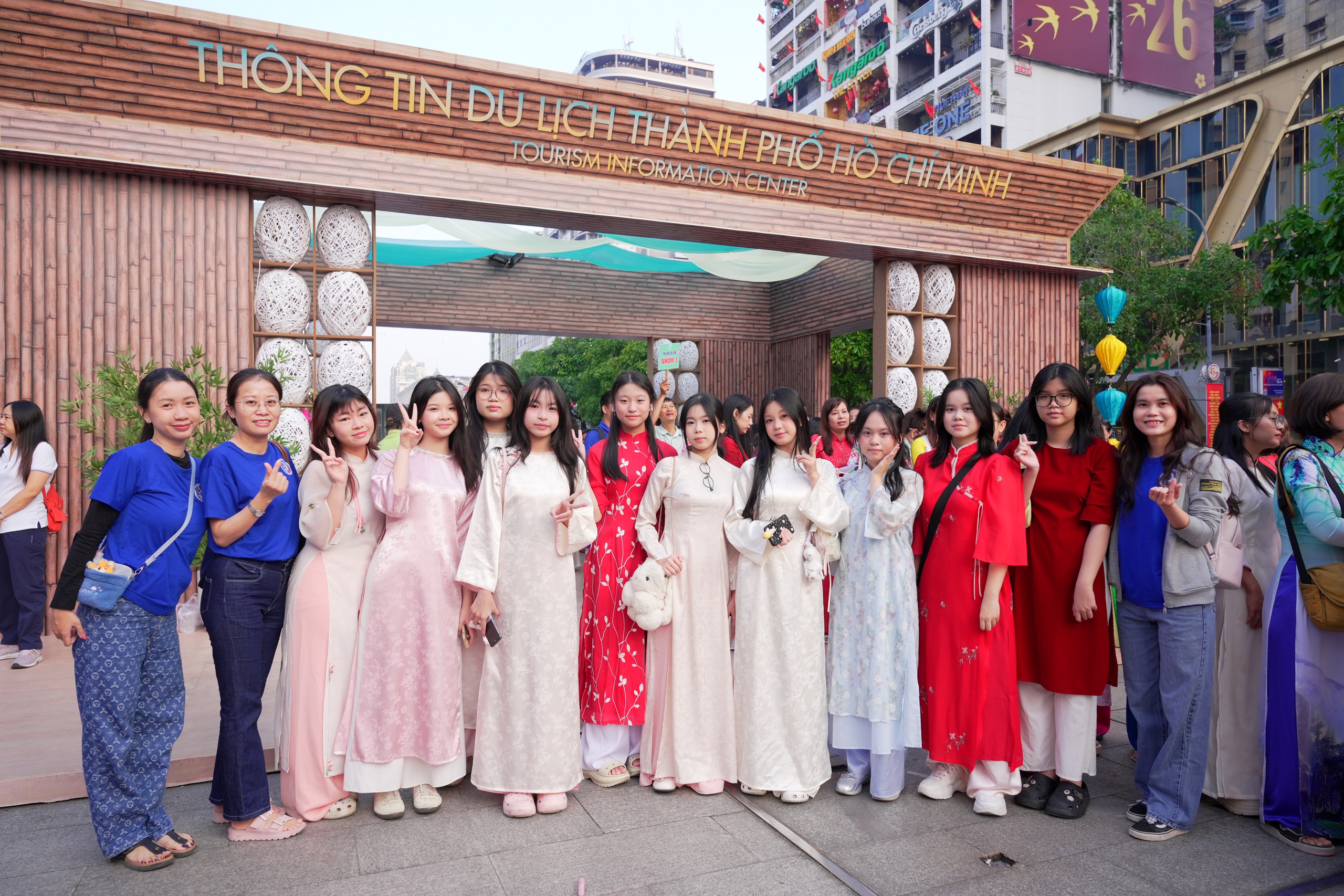 Lễ hội Áo dài TPHCM 2026: Sự kiện văn hóa và du lịch đặc sắc - Ảnh 4.