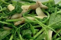 Bất ngờ 4 loại rau củ mùa hè người bệnh suy thận không nên ăn thường xuyên