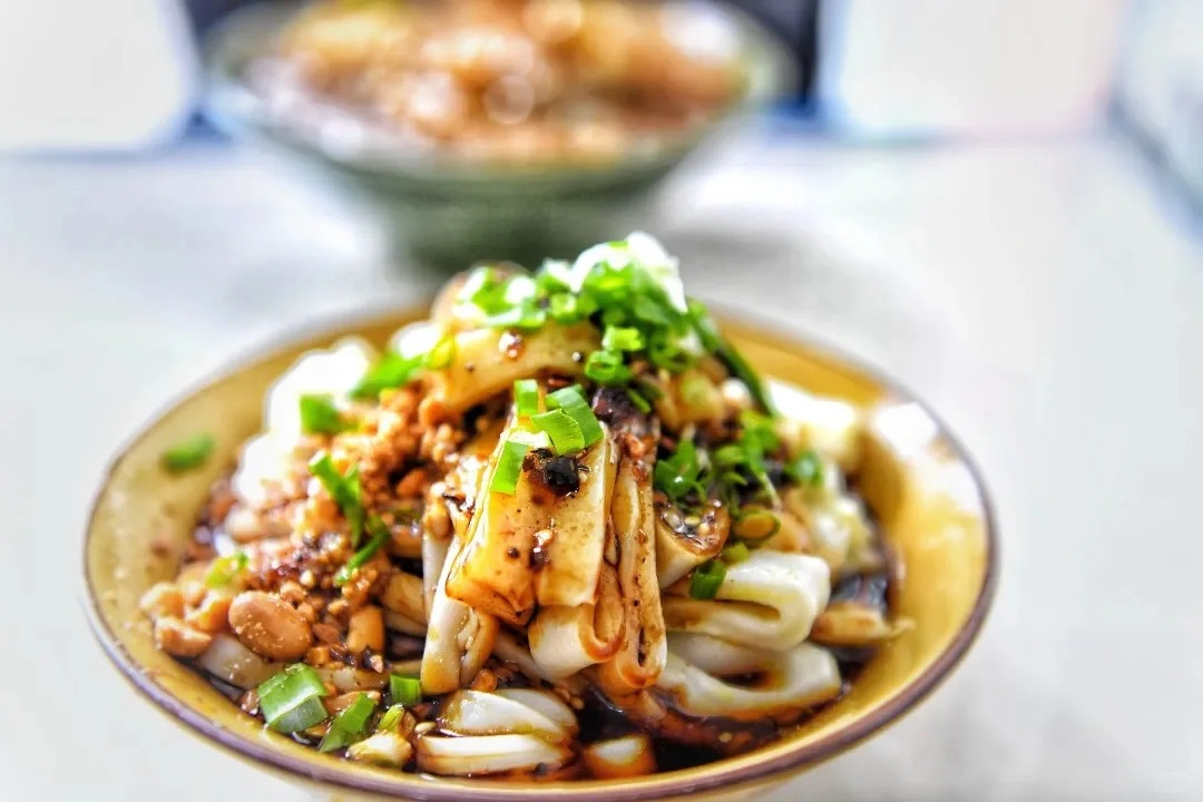 Khám phá 6 món ăn lề đường 