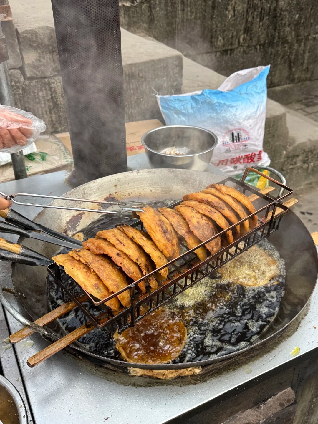 Khám phá 6 món ăn lề đường 