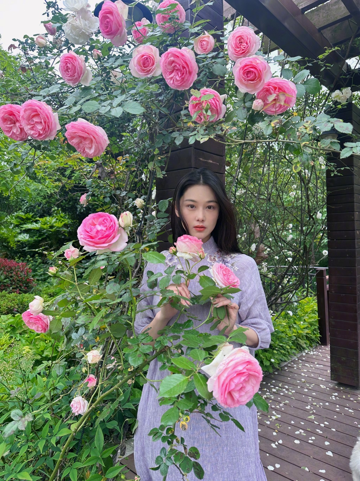 Minh tinh - sĩ quan đặc công nên duyên nhờ show nhập ngũ: 