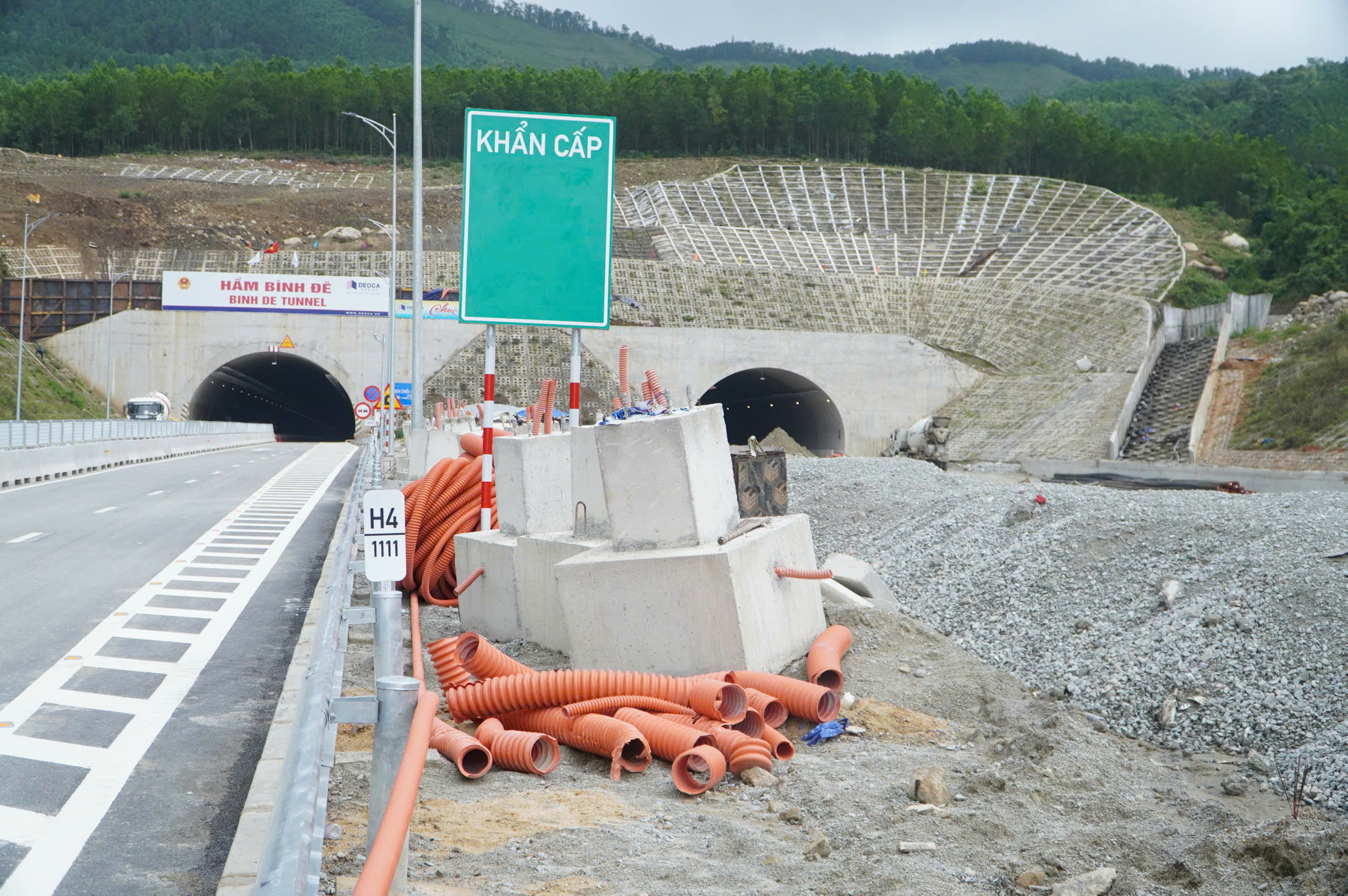 Cao tốc phía đông tỉnh Gia Lai tiếp tục lỡ hẹn thông xe  - Ảnh 2.