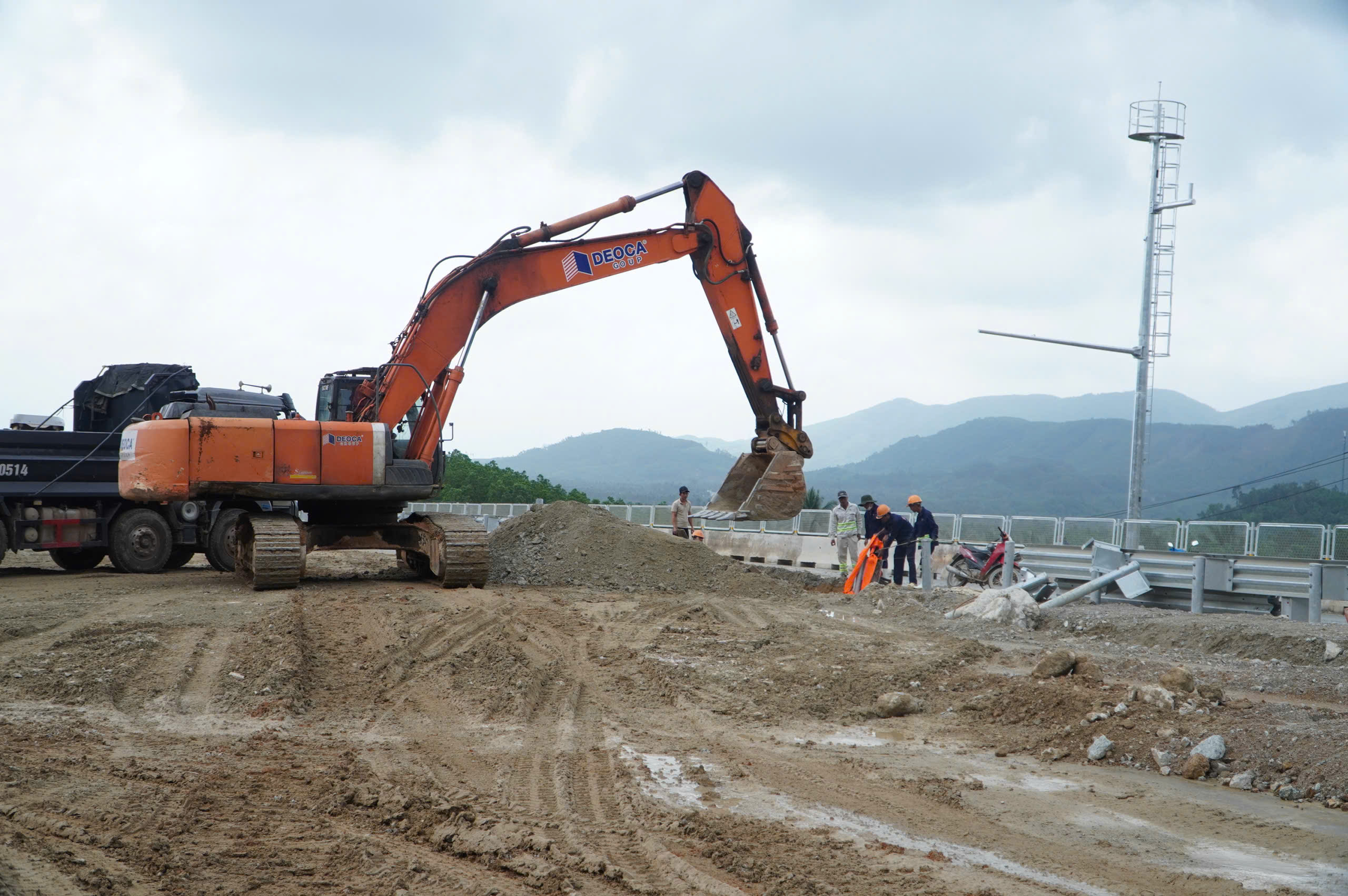 Cao tốc phía đông tỉnh Gia Lai tiếp tục lỡ hẹn thông xe  - Ảnh 4.