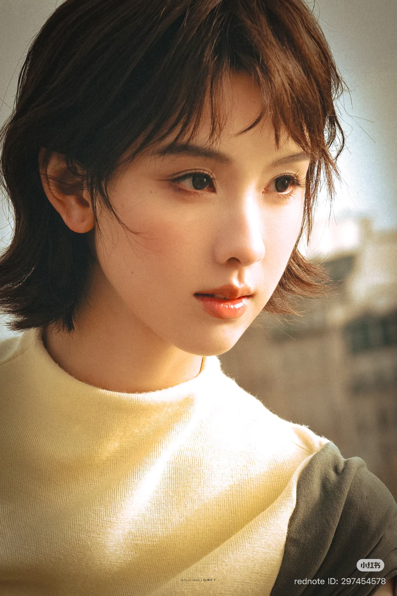 Bạch nguyệt quang Cbiz nỗ lực tại fashion week: Style thay đổi nhưng thân hình lại thành tâm điểm tranh cãi- Ảnh 3.