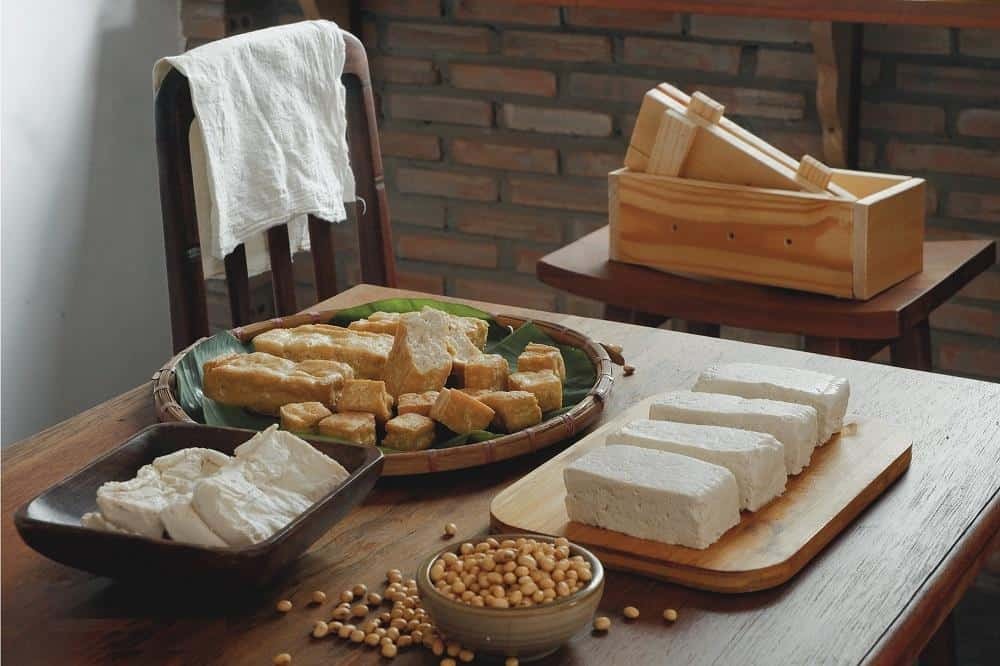 Vì sao có miếng đậu phụ mềm, có miếng lại bở: Người bán tiết lộ lý do- Ảnh 4.