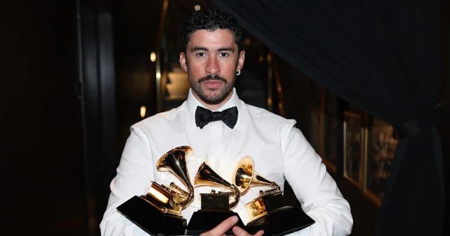 Chàng trai thân mật khoác vai Lisa (BLACKPINK): Giành giải Grammy, lập kỷ lục 4,1 tỷ views vẫn bị Tổng thống Trump chê- Ảnh 6.