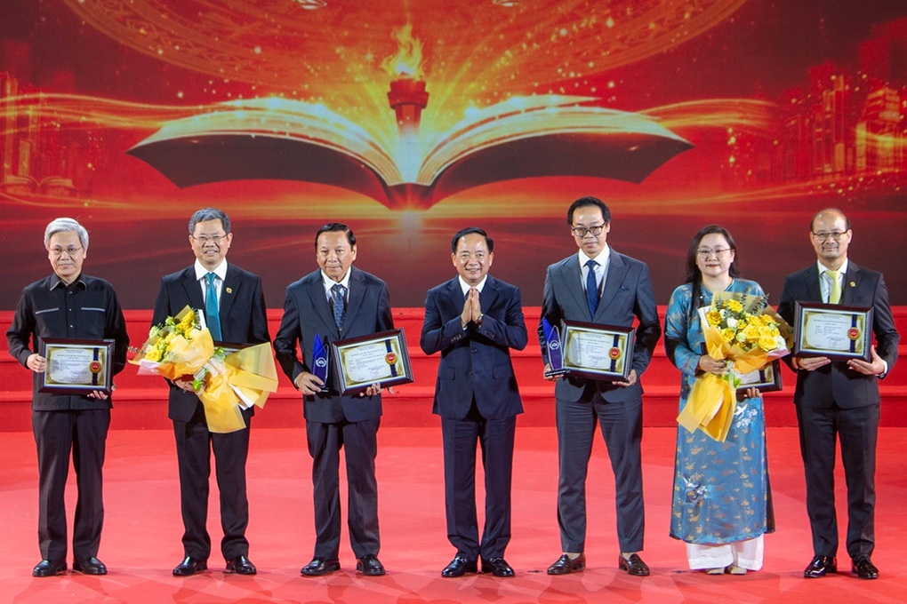 50 tác phẩm được vinh danh tại Giải thưởng Sách Quốc gia lần thứ VIII - 2