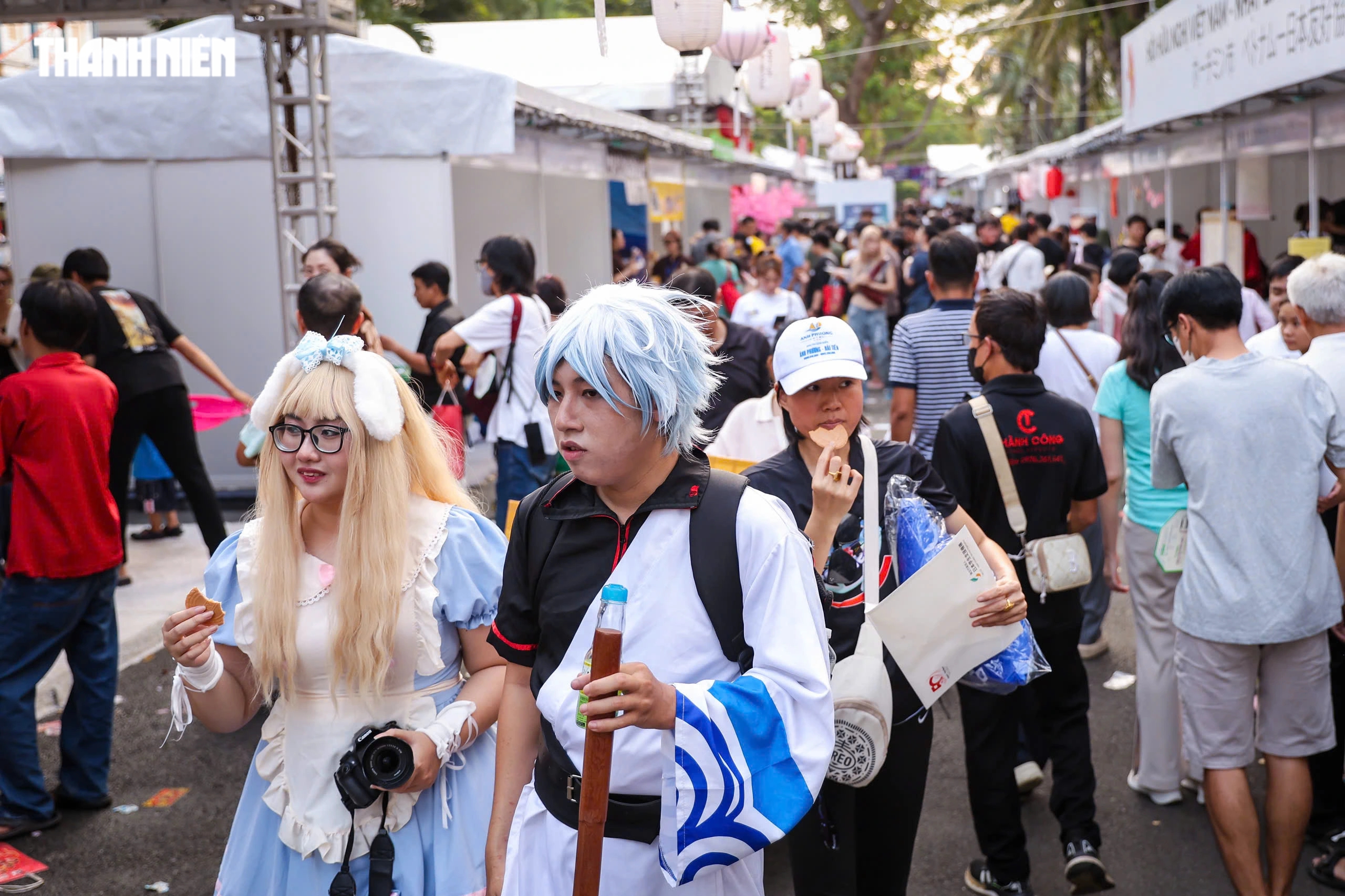 Siêu nhân Ultraman 'khuấy đảo' bế mạc lễ hội Việt - Nhật 2026- Ảnh 8. Siêu nhân Ultraman 'khuấy đảo' bế mạc lễ hội Việt - Nhật 2026- Ảnh 8.