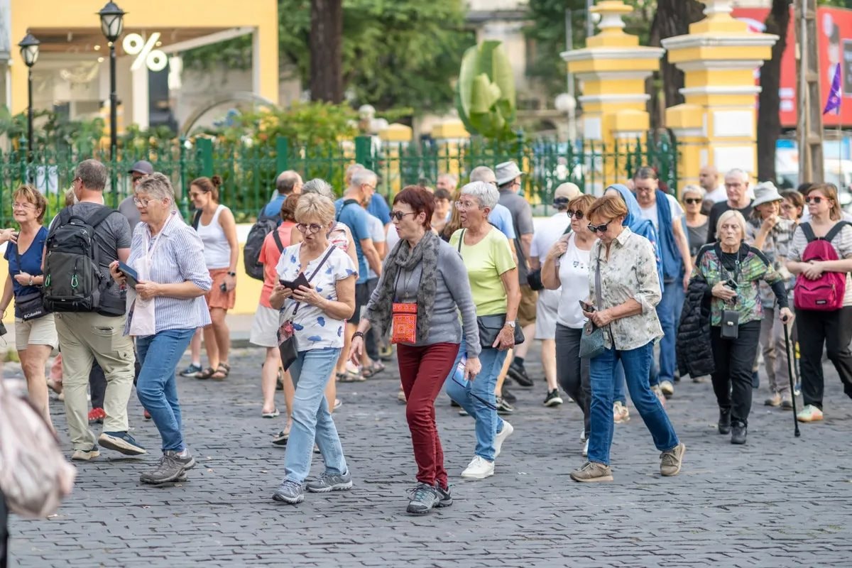 Một lĩnh vực của Việt Nam đạt kỷ lục ngay đầu năm 2026: Thu hút đông đảo người TQ, riêng Nga tăng 212%- Ảnh 2.