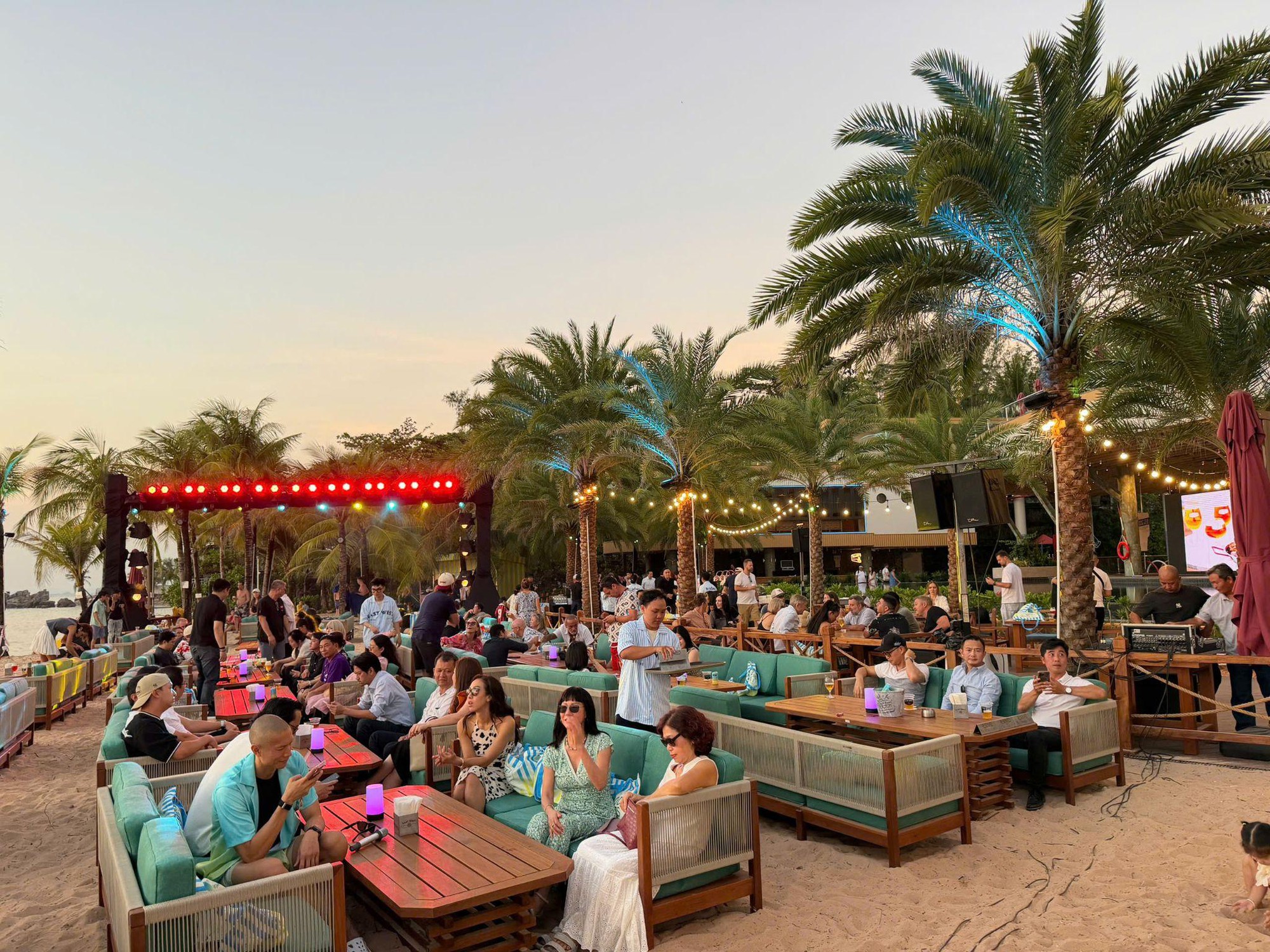 Phú Quốc - Nơi East West Brewing đặt trọn trải nghiệm và giới thiệu Good times lager- Ảnh 3.