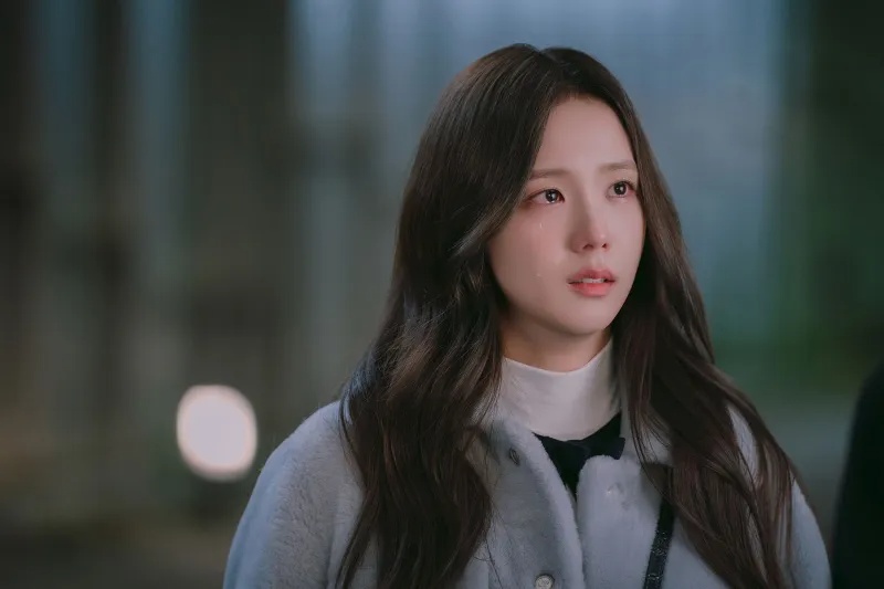 1773019713 680 Jisoo BLACKPINK dung tu bien minh thanh tro cuoi nua