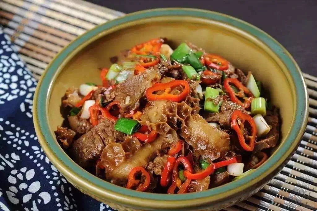 Ở vùng này có món kẹo tơ sen lạ lùng: Hóa ra lại là thức quà tuổi thơ lớn cùng bao người dân Việt!- Ảnh 6.