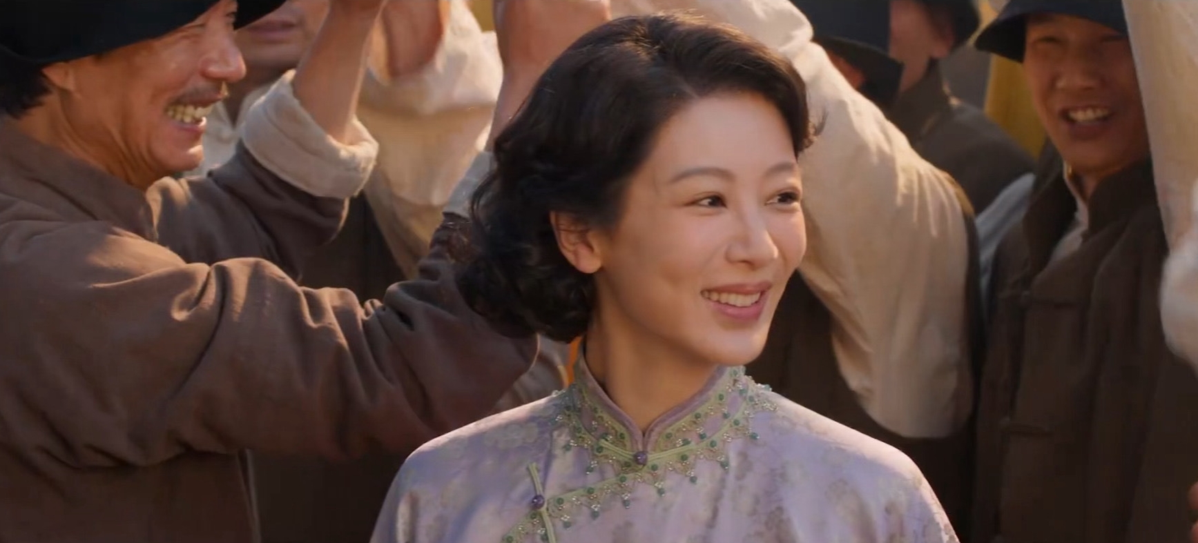 Cô dâu đang bị chê khắp MXH: Nhan sắc không bằng 