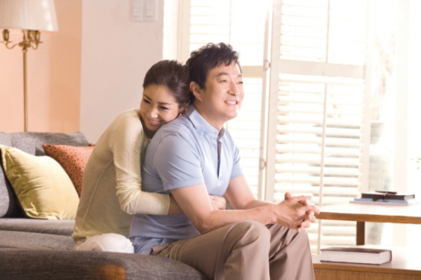 Cảnh tượng hỗn loạn bóc trần vỏ bọc hôn nhân của cặp đôi đẹp hàng đầu showbiz- Ảnh 3.