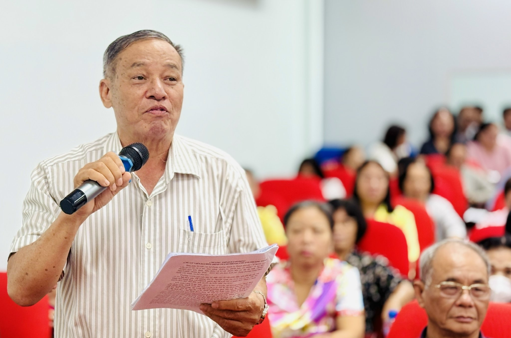 Cử tri TPHCM đề xuất nghiên cứu dừng sân golf 111 ha để mở rộng sân bay Tân Sơn Nhất - Ảnh 8.