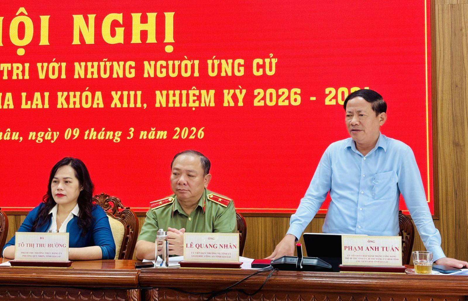 Biển động, ứng cử viên HĐND tỉnh Gia Lai kết nối trực tuyến với cử tri xã đảo - Ảnh 2.