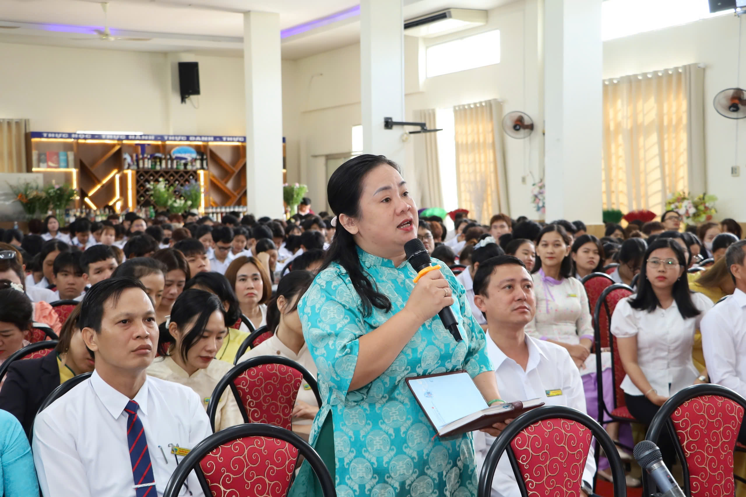 Bí thư tỉnh Khánh Hòa cam kết gì với cử tri? - Ảnh 2.