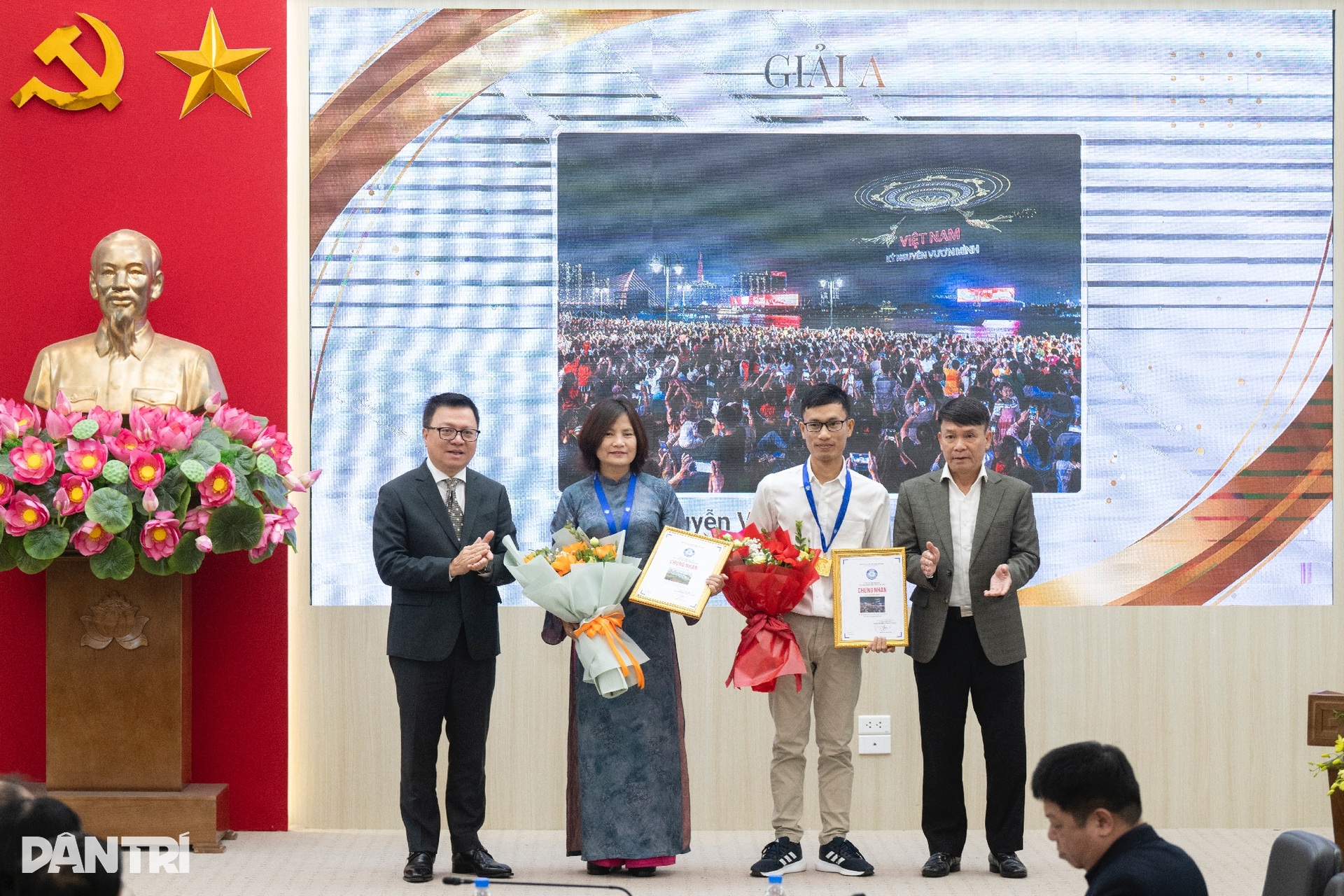 Những khuôn hình kể câu chuyện Việt Nam trên hành trình đổi mới - 3