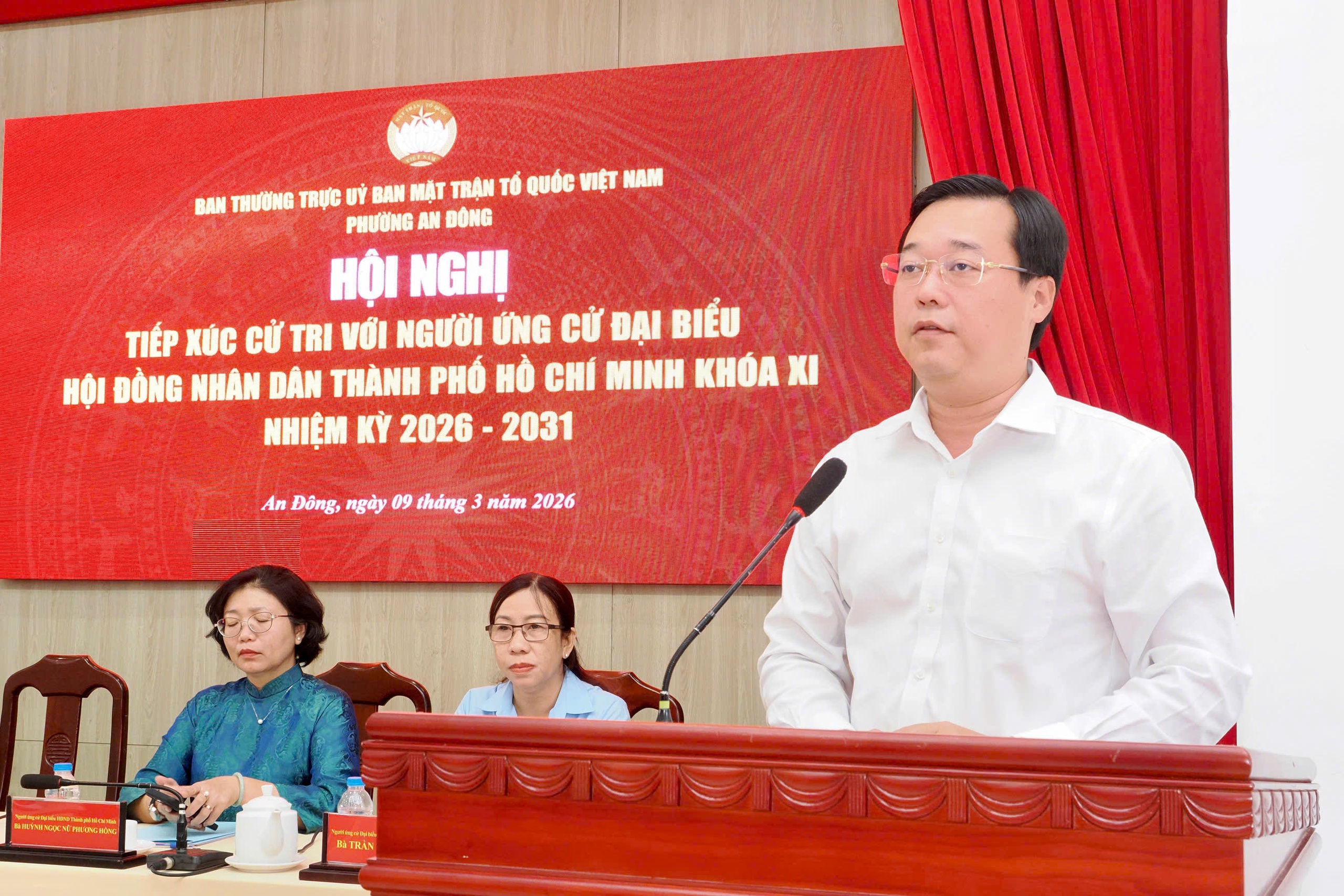 Phó bí thư Thường trực Thành ủy Lê Quốc Phong: Chỉnh trang đô thị cần tính toán hiệu quả lâu dài 2 Phó bí thư Thường trực Thành ủy Lê Quốc Phong: Chỉnh trang đô thị cần tính toán hiệu quả lâu dài - Ảnh 3.