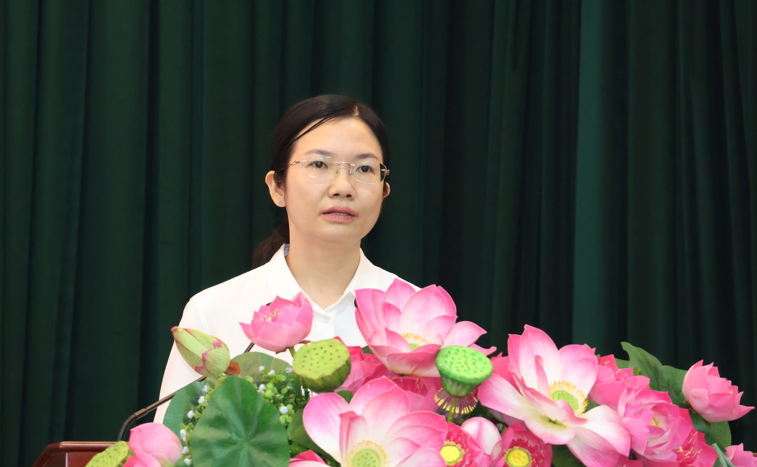 Bí thư Thành ủy TPHCM tiếp xúc cử tri 3 phường: Bình Tiên, Bình Tây, Bình Phú - Ảnh 7.