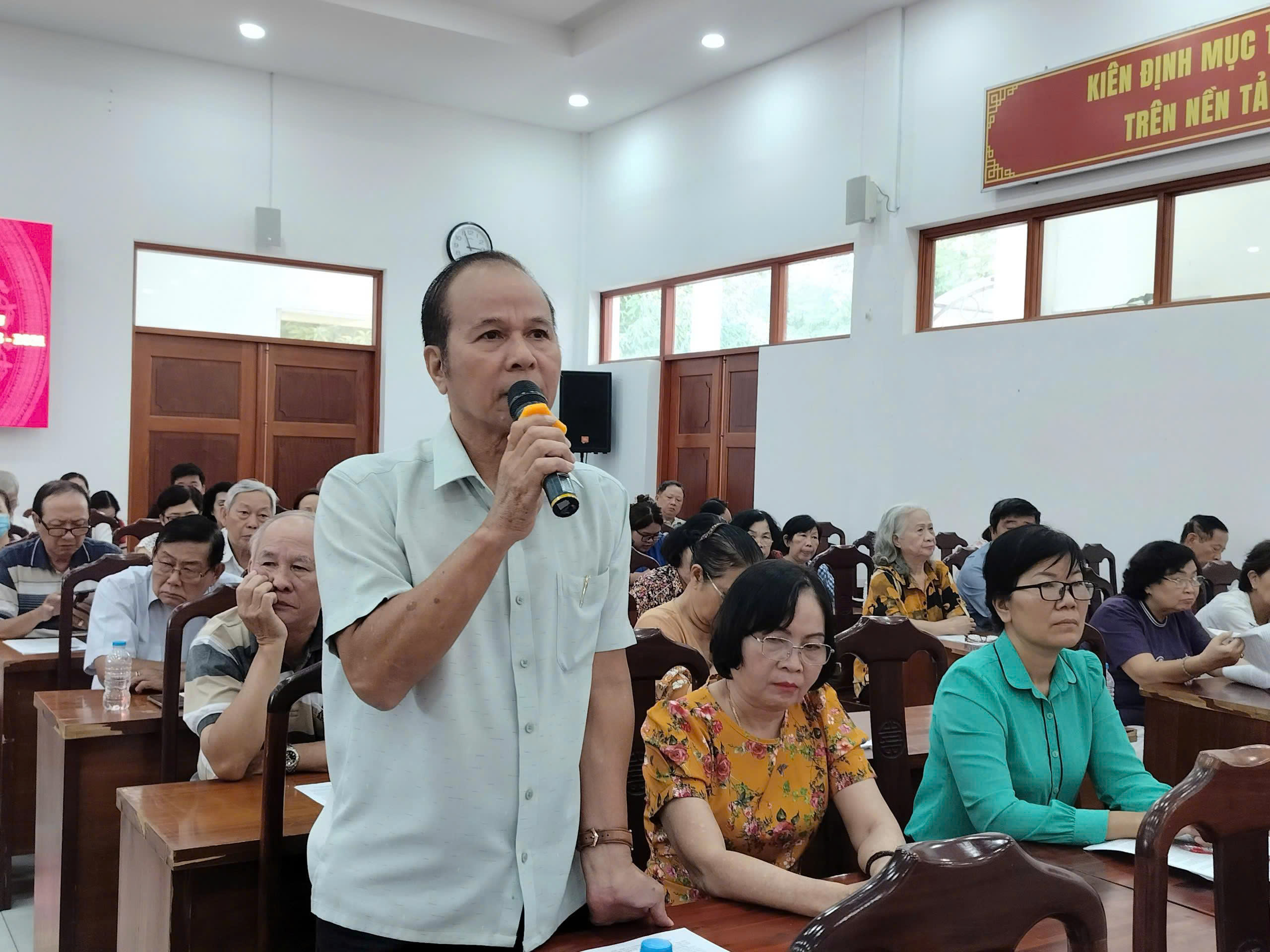 Cử tri phường Chợ Lớn mong đảm bảo an sinh, xây dựng thành phố không ma túy - Ảnh 4.