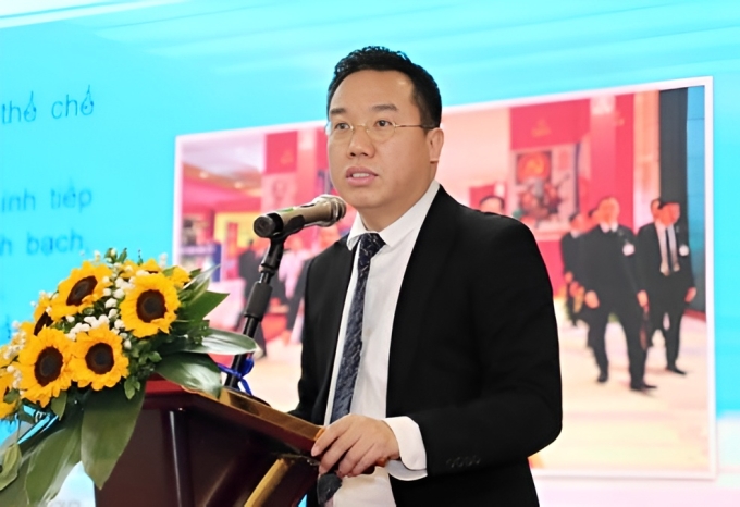 Cục trưởng Xuất bản, In và Phát hành Nguyễn Nguyên tại sự kiện, hôm 9/3. Hội nghị có sự tham dự của Phó Ban Tuyên giáo và Dân vận Trung ương Phan Xuân Thủy, Thứ trưởng Bộ Văn hóa, Thể thao và Du lịch Phan Tâm, các nhà quản lý văn hóa, đơn vị xuất bản, in và phát hành. Ảnh: Bộ VHTTDL