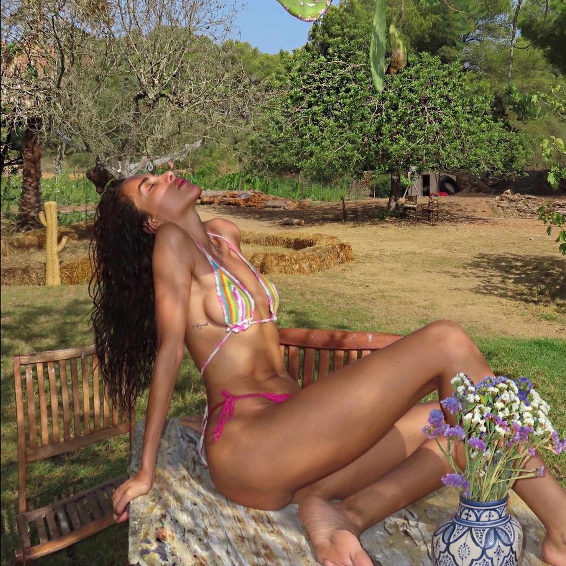 Nhan sắc nóng bỏng của người mẫu chuyển giới từng hẹn hò Mbappé - 4