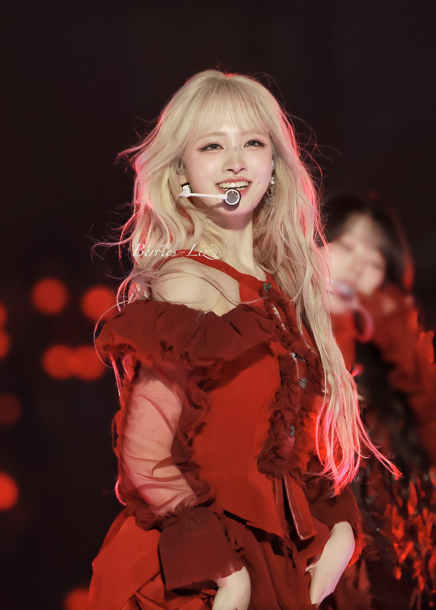 Mỹ nhân khổ nhất showbiz: Mất 3 năm để “vịt hoá thiên nga”, đẹp đến mấy cũng không được giật spotlight- Ảnh 7.