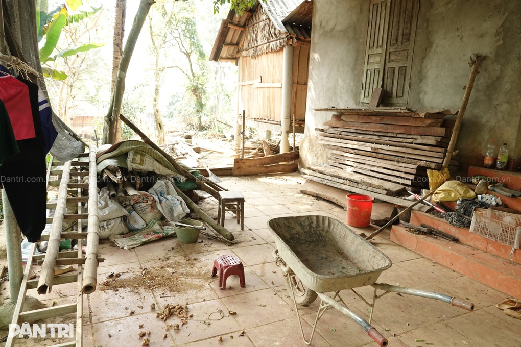 Bố qua đời, mẹ đi làm xa không về, 2 cháu nhỏ nương tựa ông bà già yếu - 2