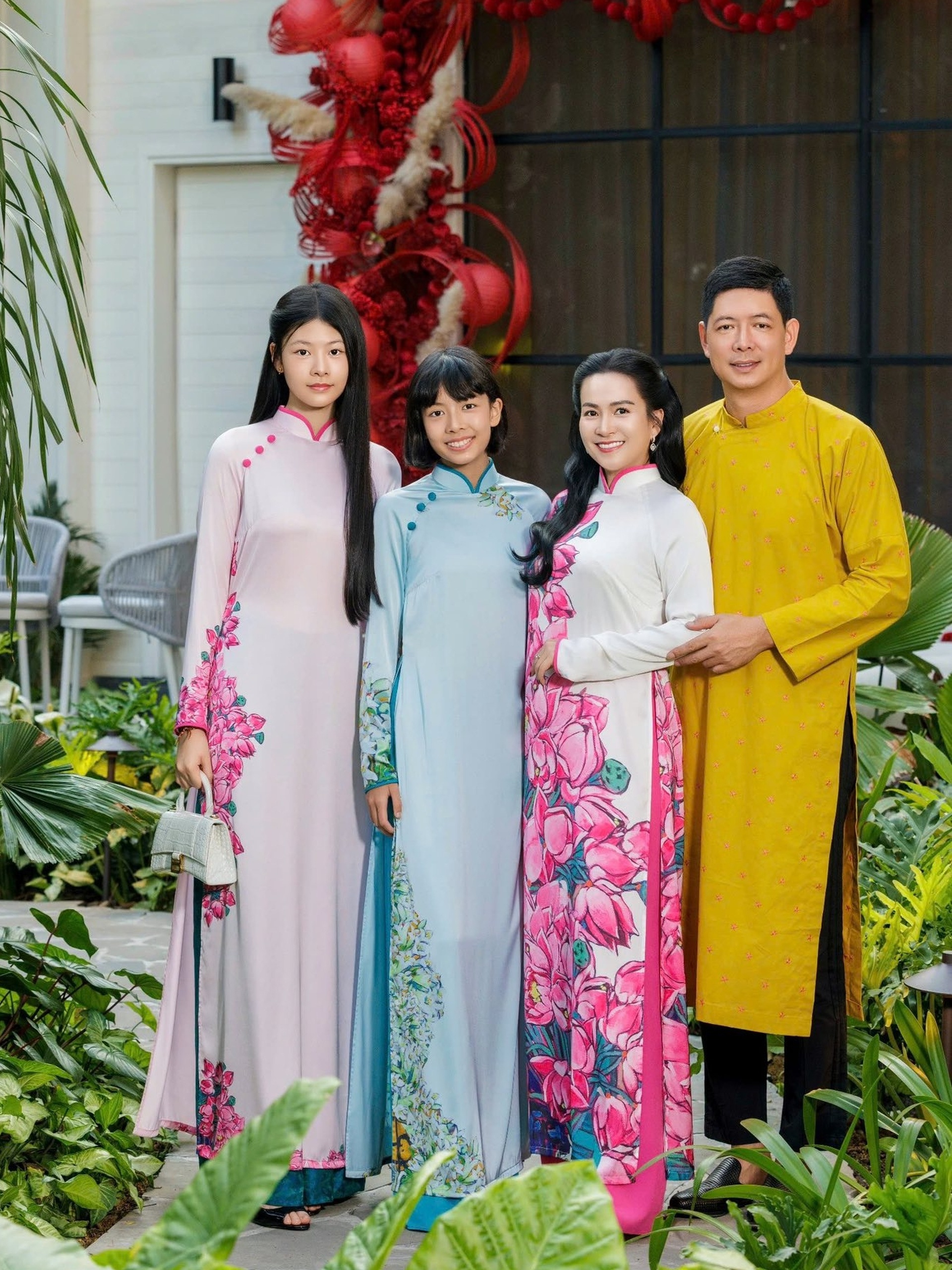 Con gái Bình Minh: Tuổi 17 chân dài như hoa hậu, chơi thể thao cừ khôi - 13