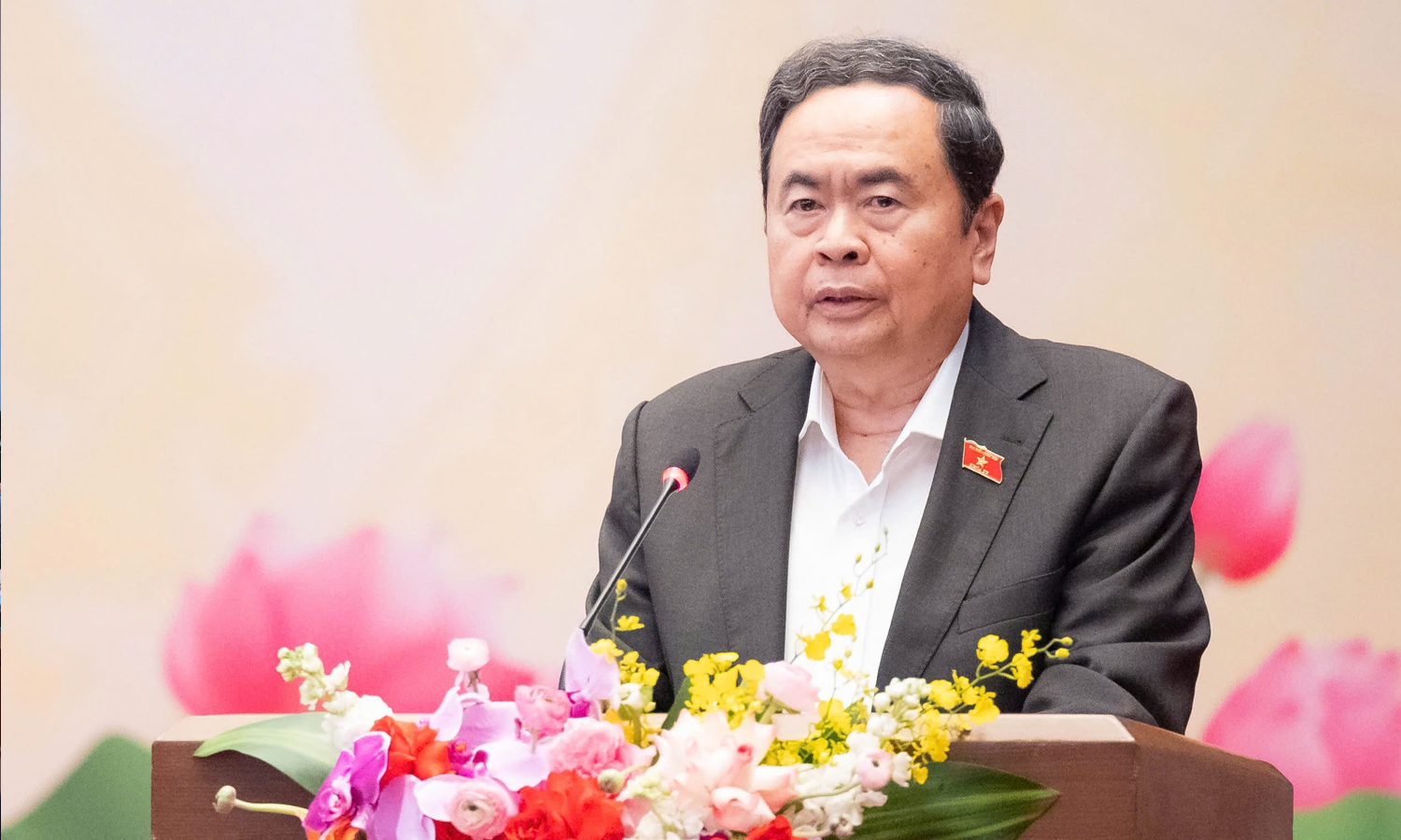 Thủ tướng: Đã huy động 4 triệu thùng dầu từ đối tác để bảo đảm nguồn cung- Ảnh 2.