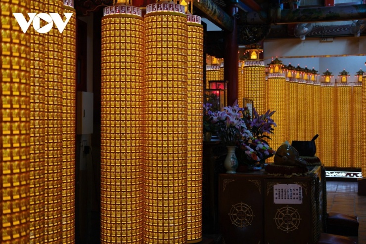 Ngôi miếu sau khi tái thiết gồm hai khu chính: Phía trước thờ Nữ thần Ma Tổ, phía sau thờ Quan Âm Bồ Tát. Sáu gian ở cánh đông được dùng làm nơi ở cho các nhà sư.