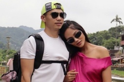 H'Hen Niê bế bụng bầu thăm phố cổ Đài Loan cùng chồng