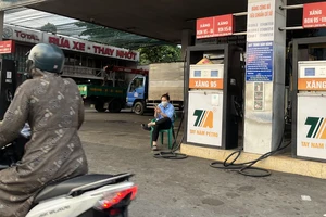 Yêu cầu kinh doanh xăng dầu liên tục, không bán nhỏ giọt