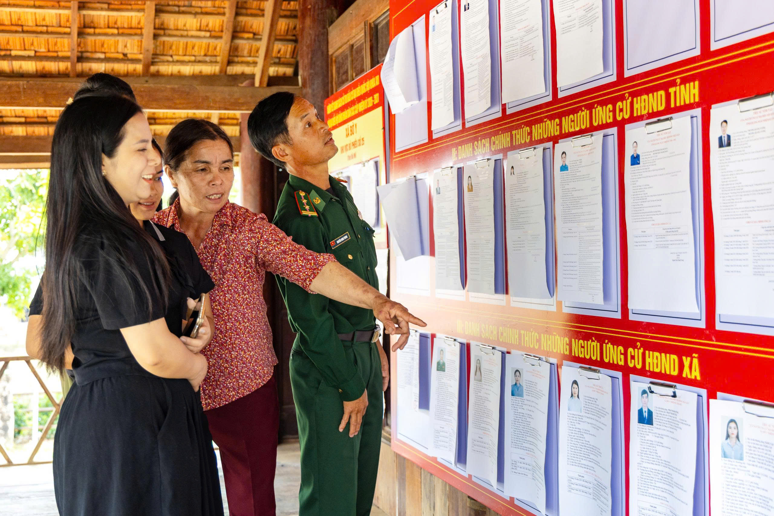 Vùng đất ‘3 biên’ ở Quảng Ngãi sẵn sàng cho Ngày hội non sông- Ảnh 2.