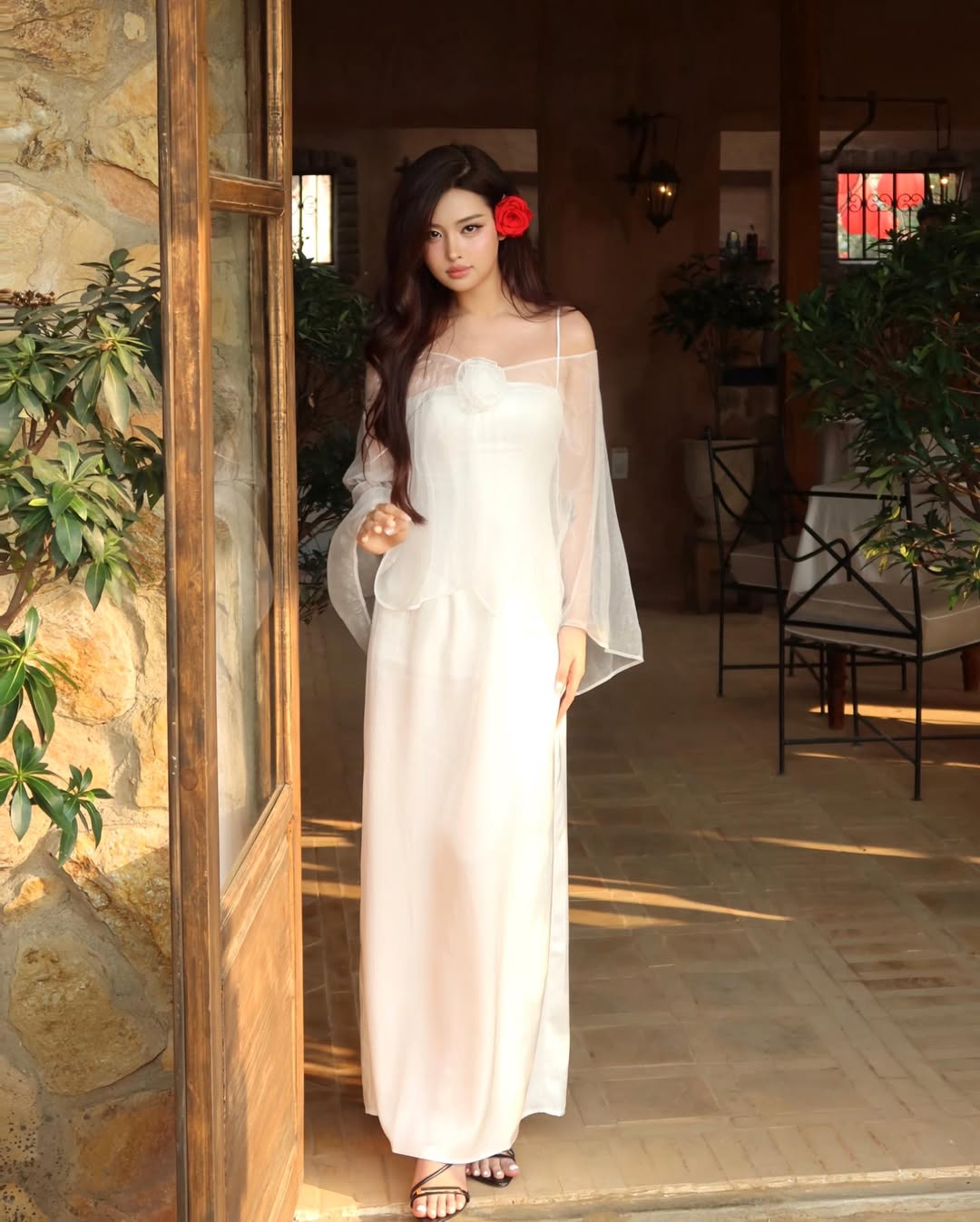 Thà là HIEUTHUHAI rủ Babyboo đóng MV cùng, chứ diễn tình cảm mà mặt đơ quá đơ- Ảnh 2.